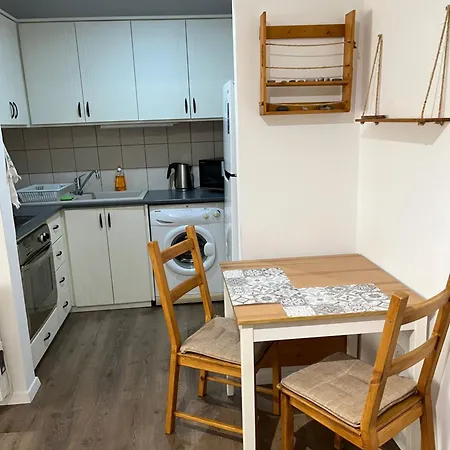 In Residential Complex With Pool Appartement Klorakas