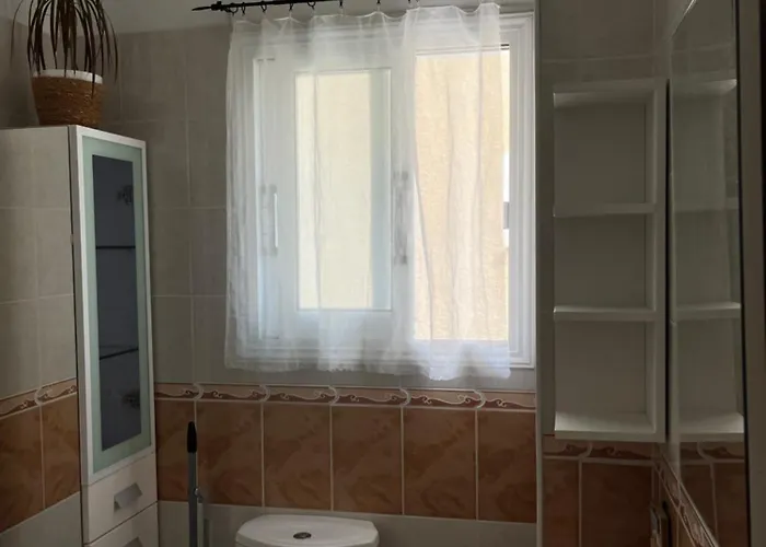 In Residential Complex With Pool Klorakas